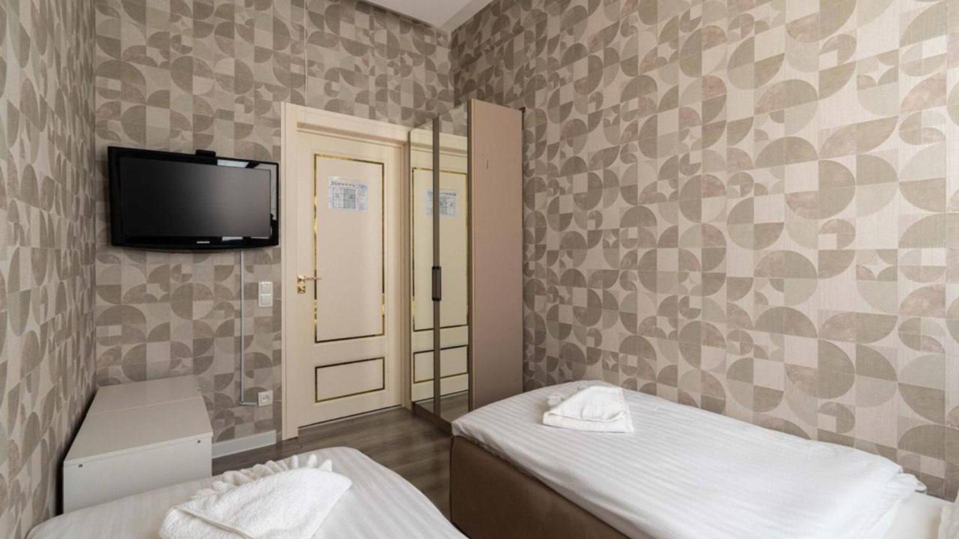 Istanbul Hotel Tasjkent Eksteriør bilde